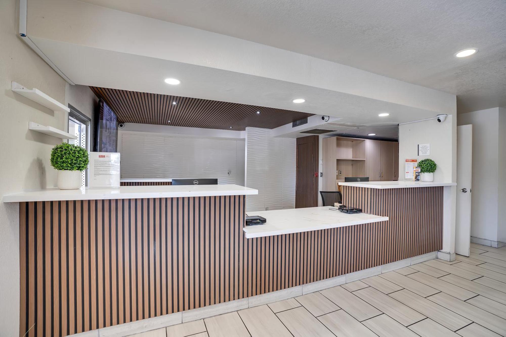 Econo Lodge Stockton near I-5 Fairgrounds Esterno foto