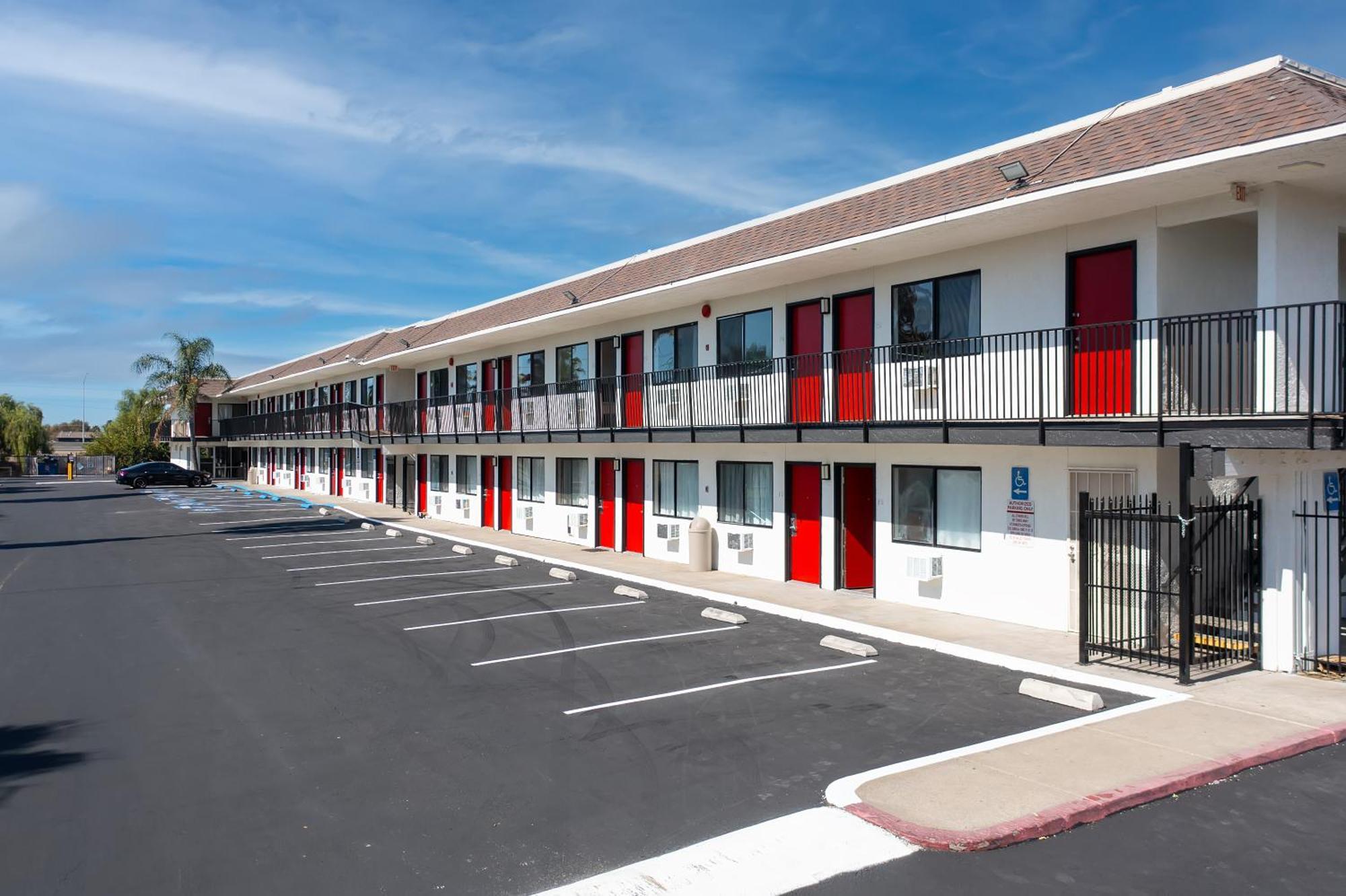Econo Lodge Stockton near I-5 Fairgrounds Esterno foto