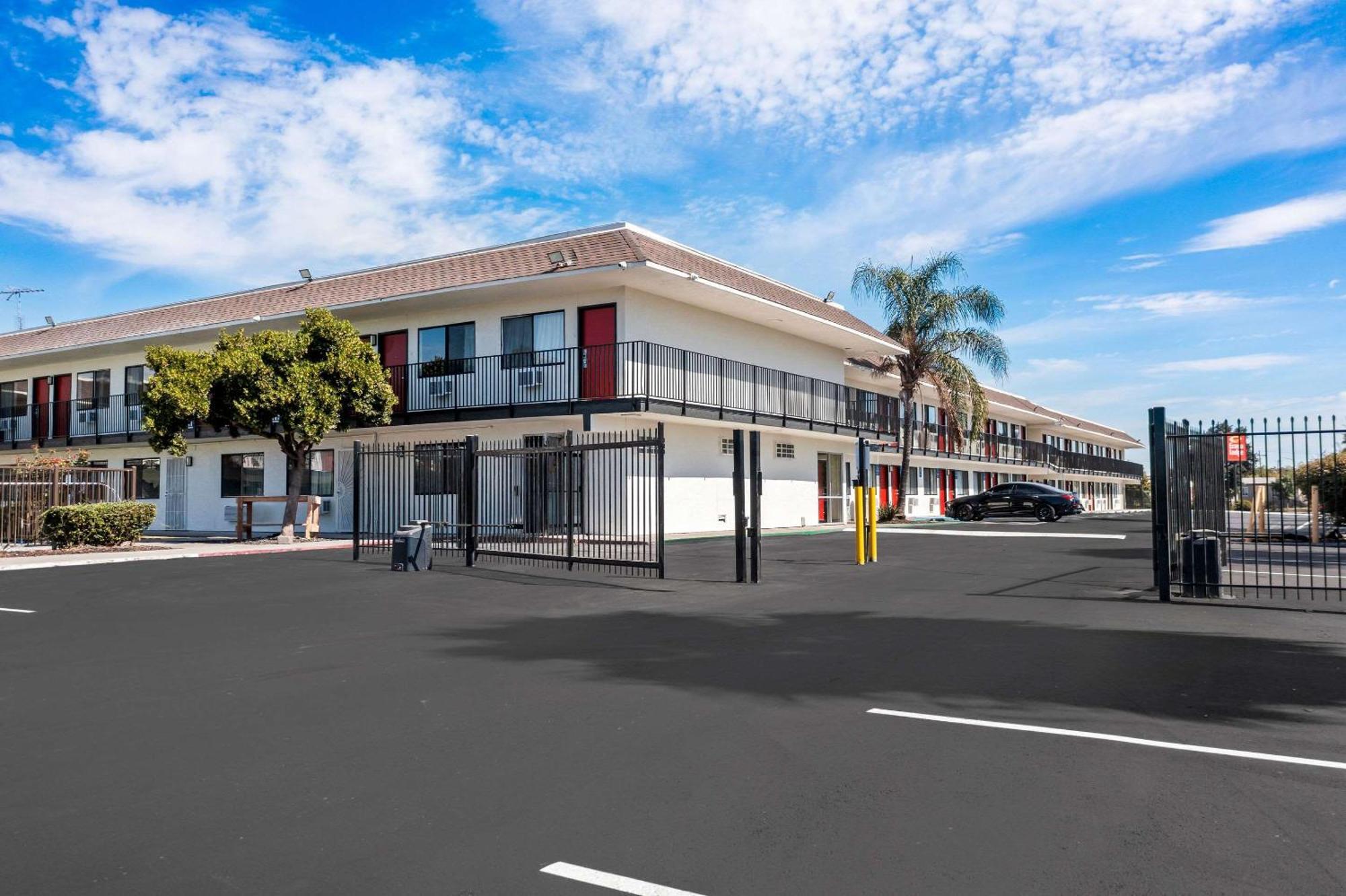 Econo Lodge Stockton near I-5 Fairgrounds Esterno foto